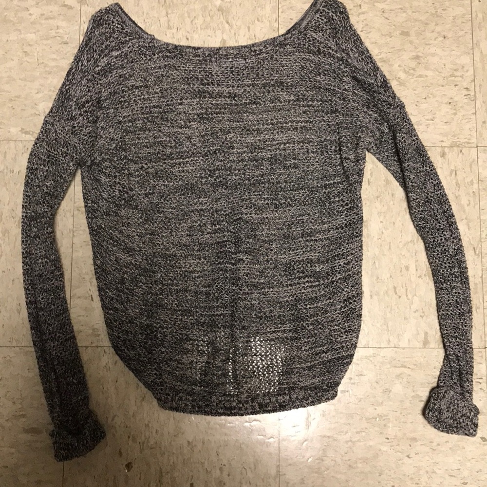 Sweater - Picture 4 of 4